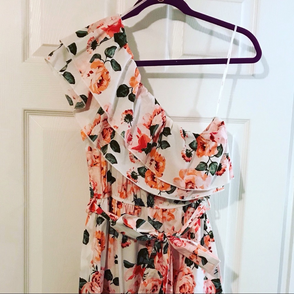 One shoulder floral dress - Picture 1 of 5